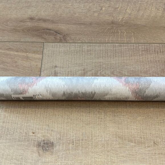 Anthropologie Kazac Shibori Wallpaper (One Roll) - Picture 3 of 6